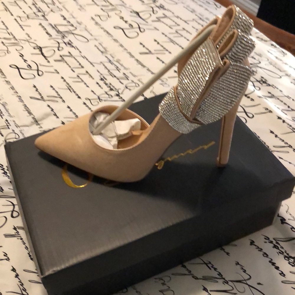 Women’s high heels. Multiple sizes